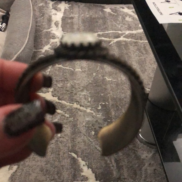 NWT CAMEO VINTAGE CUFF ๐ฅ๐ฅ๐ฅ๐ฅ - Picture 3 of 6